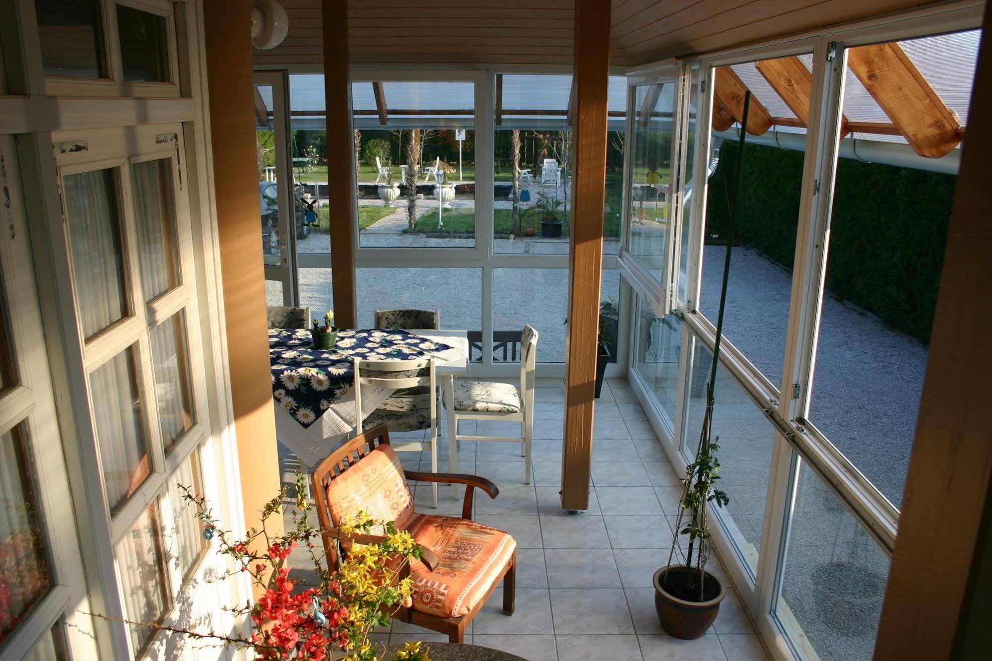 Lorelei Pension Adults Only Gyenesdiás Eksteriør billede